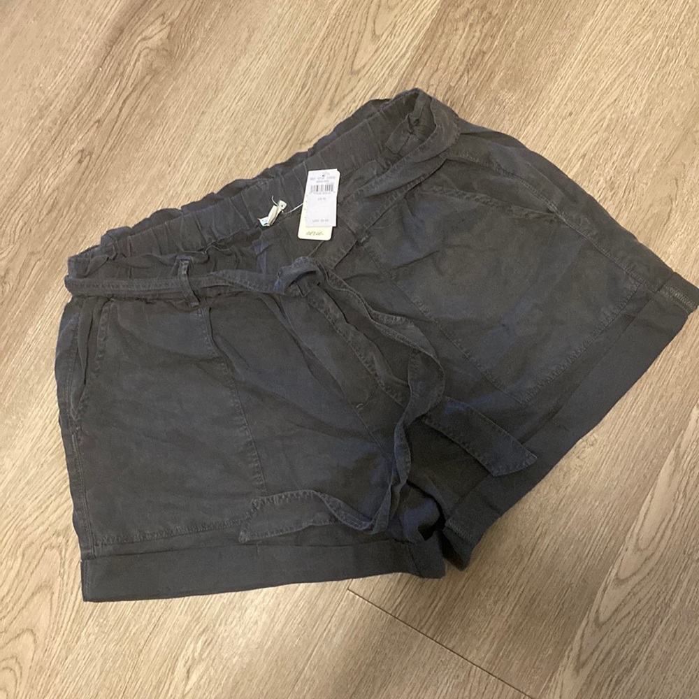 NWT gray cargo aerie shorts
